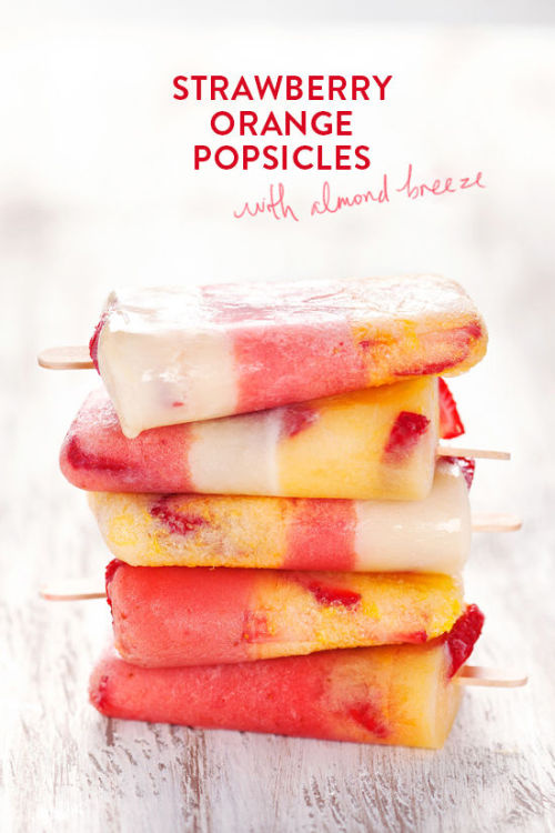 gastrogirl:  strawberry orange popsicles. 