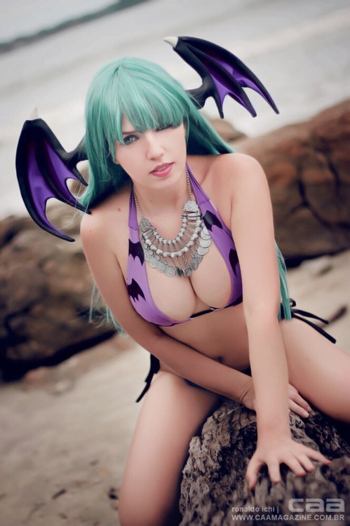 sexy-cosplay-scroll:  Ju Tsukino as Morrigan Aensland