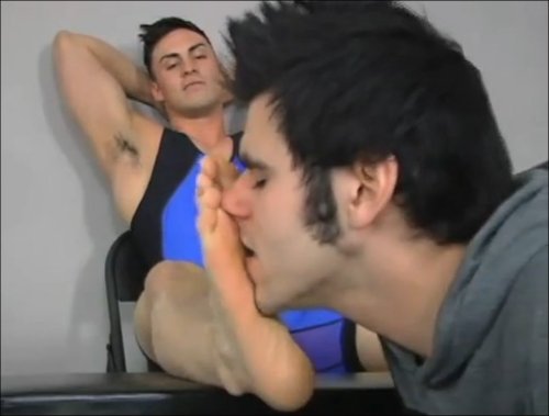 x1randevbprsiq29g4n:  The foot licker is really hot.  Agreed