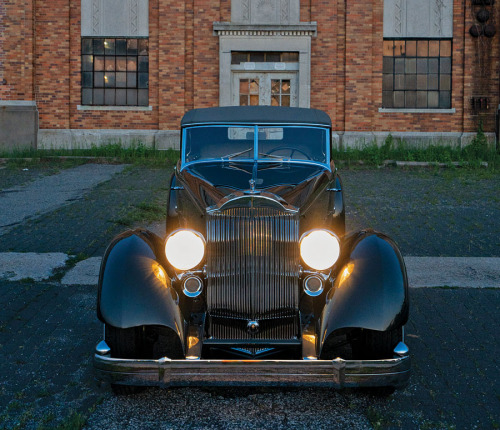 Packard Twelve Individual Custom Convertible Victoria by Dietrich 1934. - source Sports Car Market