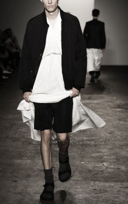 edge-to-edge:  Siki Im Spring/Summer 2013