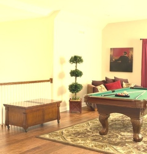 Craftsman Family Room - Loft-StyleExample Of A Mid-sized Arts And Crafts Loft-style Game Room With A