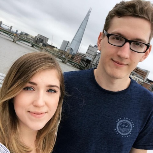 #london #theshard #couple #love #selfie (at Millennium Bridge, London)