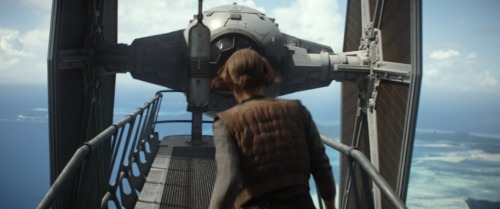 starwars: This December, hope lies in rebellion. https://www.youtube.com/watch?v=frdj1zb9sMY