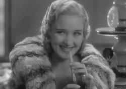 lifejustgotawkward:  Marian Marsh in Under 18 (1931, dir. Archie Mayo). 