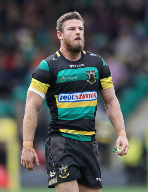 giantsorcowboys:  Devastating NewsI Send Rob Horne Prayers And Good Wishes For A Full Recovery. He Sustained Nerve Damage In His Injury In The Saints’ Match Against The Tigers. His Retirement From Rugby Is Effective Immediately. It’s Not The Way He