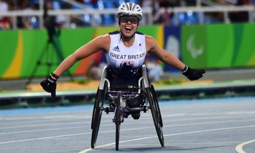 Hannah Cockroft wins gold in the T34 800m, with teammate Kare Adenegan winning bronze