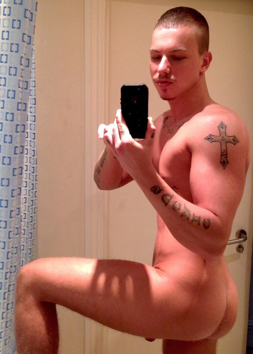 gayamateurclub:  Like amateur guys?  Follow the Gay Amateur Club. http://gayamateurclub.tumblr.com/