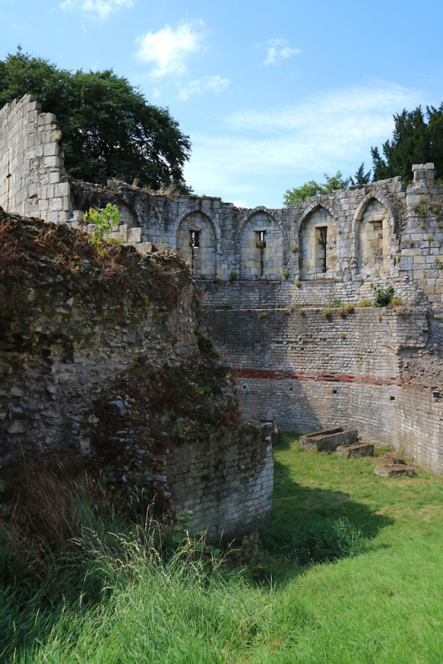 thesilicontribesman:Roman Multiangular Tower, York, 5.8.18.Whilst there aren’t many surviving exampl