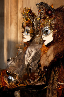 coconutearrings:  photoblog: “Venice Carnival 2012 #12” on We Heart It. http://weheartit.com/entry/54517989/via/IoannaAytenAydan