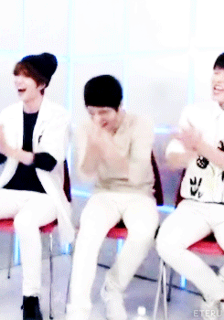 eteru:  Myungsoo started to laugh so hard that he started to cough  (￣ェ￣;)