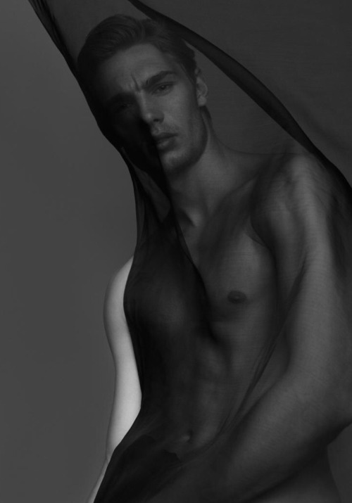 christos: Tommy Marr by Ryan Conduit – Desire Homme Magazine #8