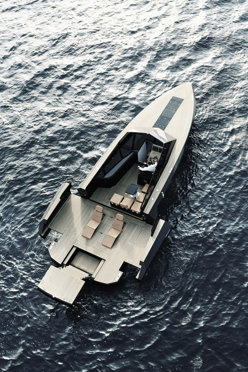 top 10 small yachts