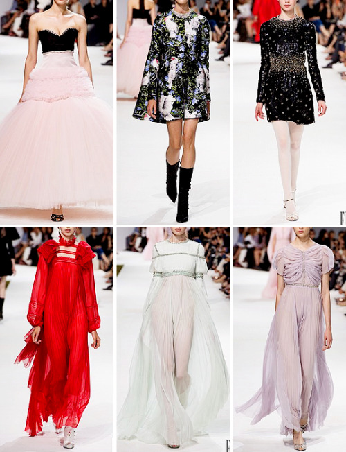 GIAMBATTISTA VALLI Couture Fall/Winter 2017if you want to support this blog consider donating to: ko