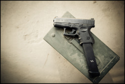 everyday-cutlery:  Glock 26 by bridoyal