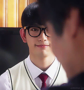 umma-jy:  park jinyoung → lee nara // magic school