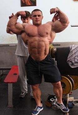 somemuscleman:aleksey lesukov