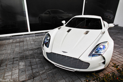 exclusive-pleasure:  One-77 