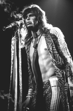 rocknrollpoland:  Steven Tyler 