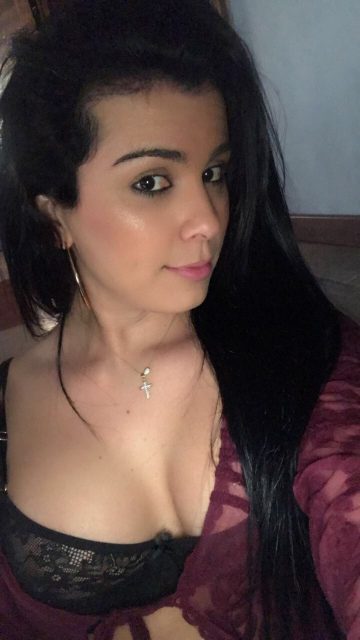 the-finest-tgirls:  vanjatv:  Mirela Costa  ♤The Finest Tgirls♤