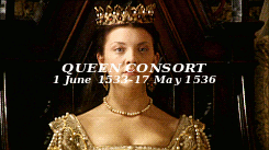 qweenmakers:Anne Boleyn and Marie Antoinette parallels (requested by Anonymous)