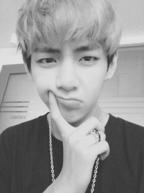 c-hunji:  BTS Selcas » V