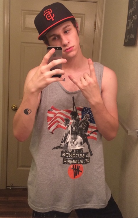 malikmydick:  6 selfies of 2014