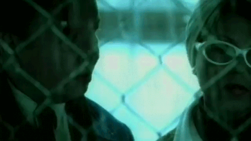 pxrfectillxsion: when they stop and stare - don’t worry me, ‘cause I’m feelin