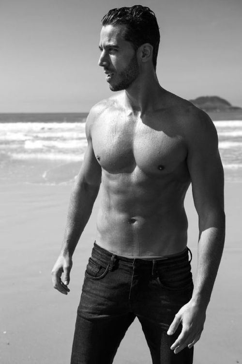 kamante1:  The Lost Boy /Male Photography/ special editionENDLESS SUMMERmore at http://kamante1.tumblr.com/
