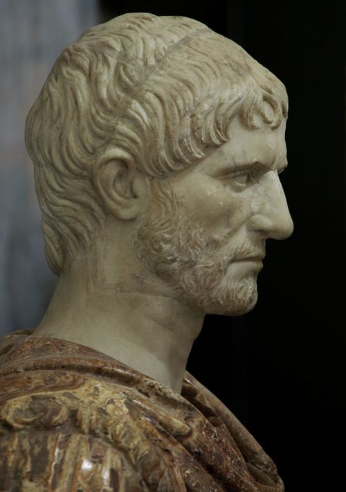 fuckyeahrenaissanceart:Lucius Junius BrutusWhite marble. 1st — early 2nd cent. C.E