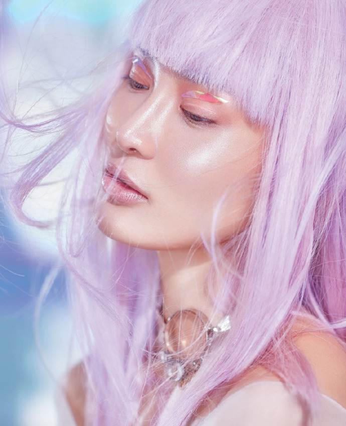 y2kaestheticinstitute:  The rest of ‘Glow Girl’ from Marie Claire China (May