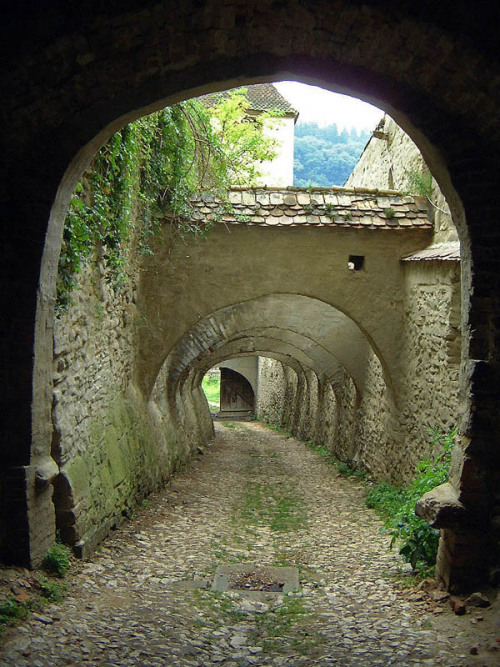 Archways of Biertan fortified church in Transylvania, Romania (by suru).