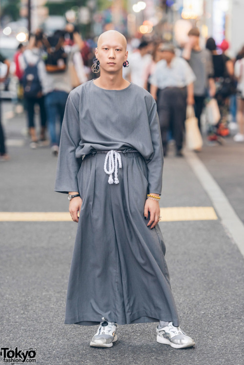 tokyo-fashion - Japanese musician Shouta Tanaka on the street in...