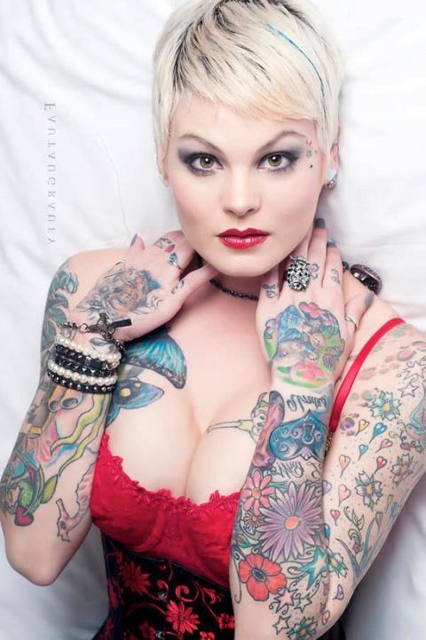 Women with tatoos
