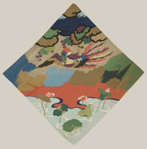 yorkeantiquetextiles: A silk tapestry-weave Buddhist ‘uchishiki’ [altar cloth] featuring