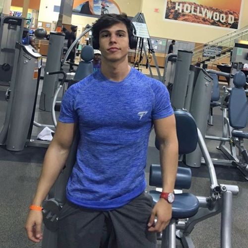 lumbrjax:  Instagram user @ernestdift http://ift.tt/1njdVRs 