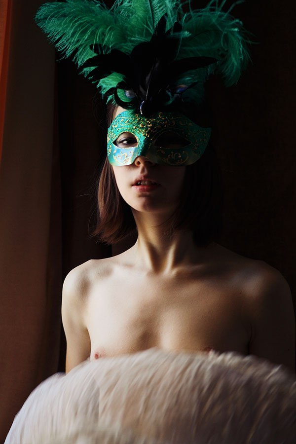 photographer of 1001 nights…©Ilona Shevchishinabest of erotic photography:www.radical-lingerie.com