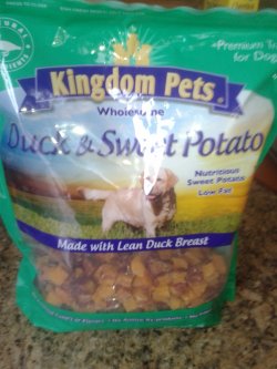 c2ndy2c1d:  cutiespookybooty:  japaneesee:  THIS IS IMPORTANT, PLEASE DON’T FEED THESE TREATS TO YOUR DOGS My mom bought these recently and they have made both of my dogs really sick. She later saw an article online about duck and sweet potato treats