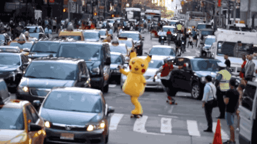 gifsboom:  Video: Pokémon Go in Real Life[CaseyNeistat]