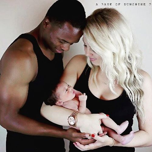 ashleylovesblackmen: The model for 21st century families :)