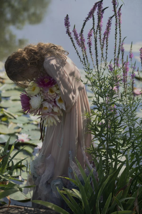 girlsingreenfields: Water Lilies Nymphs. Valeria Podlubneac by Nata Mitereva for Move Womenswear Spr