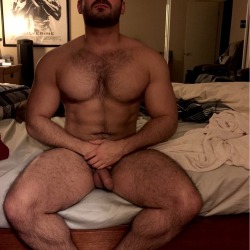 massivemusclebears:  After coming home last