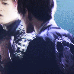 100710-tt:  Ljoe you know that you're shorty, right?