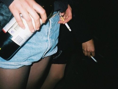 smoking-in-a-dark-paradise:  Partner in wine 