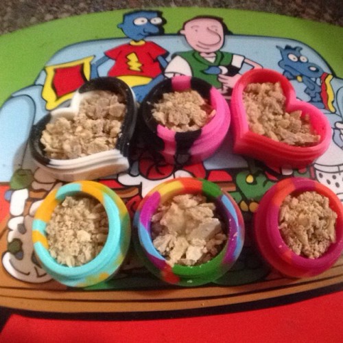 will-mary-marry-me:  “Ever lose money trynna cook oil based?” #crumble #bho by chronicalsofluncheon https://instagram.com/p/3rK24SMq8c/ Order your own cannabis seeds today and never have to buy weed again!http://www.myweedseeds.com/affiliate.php?id=548