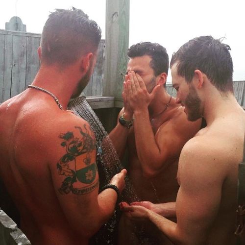 furrypty:  Indulge your senses with the beauty of the male shapes! 