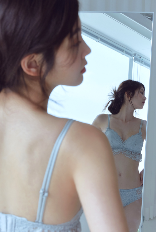 korean-dreams-girls:    Lee Chae Eun - August 25, 2020 1st Set   