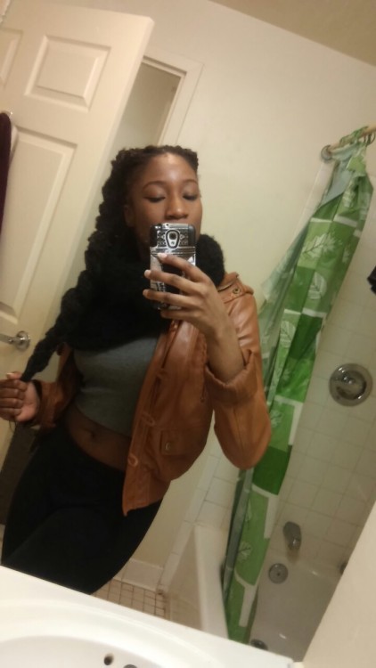 lostqueenlostqueen:  Looks for tonight 