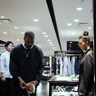 Kim and Kanye shopping in Harajuku, Japan #kimkardashianwest #kanyewest