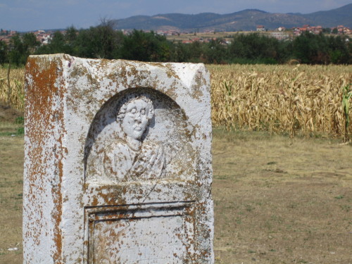 A Roman tombstone, Ulpiana (Kosovo)source: By KoljaHub at de.wikipedia [CC-BY-SA-2.0-de (crea